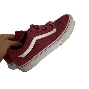 Vans Old Skool Suede Sneakers – Men’s Size 7 / Women’s Size 8.5 (Preowned)